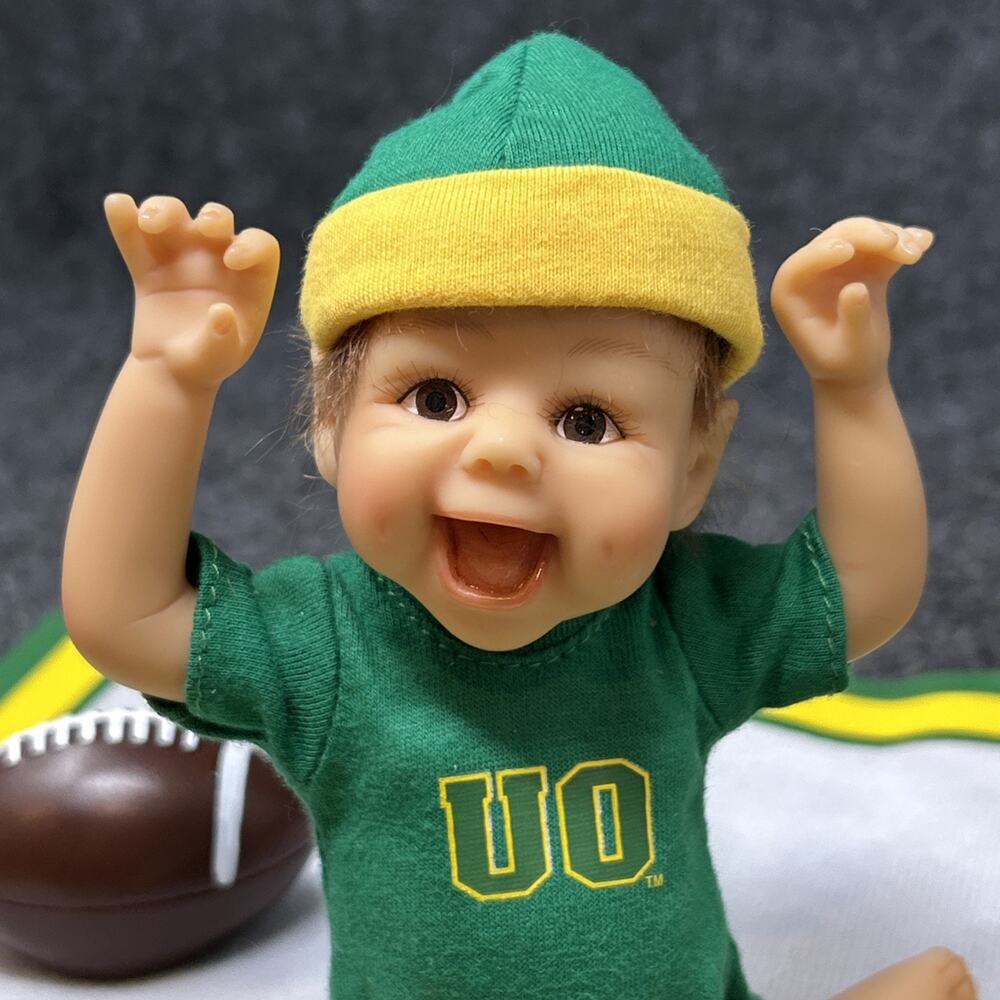 University of Oregon Ducks Baby Fan Figurine Touchdown Celebration Nursery Decor
